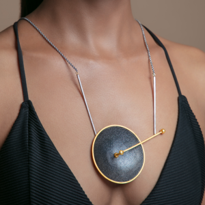 Umbra Neckpiece